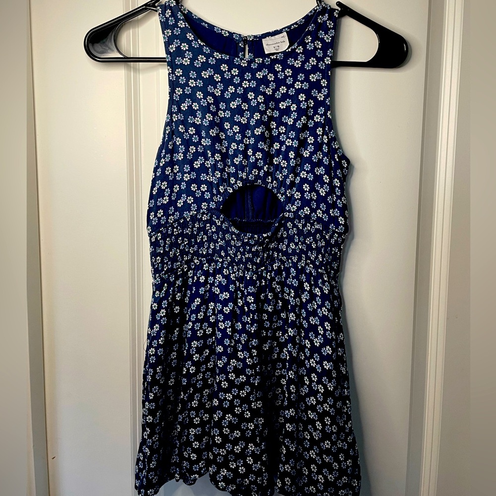 Kids Abercrombie dress size 9/10. floral print